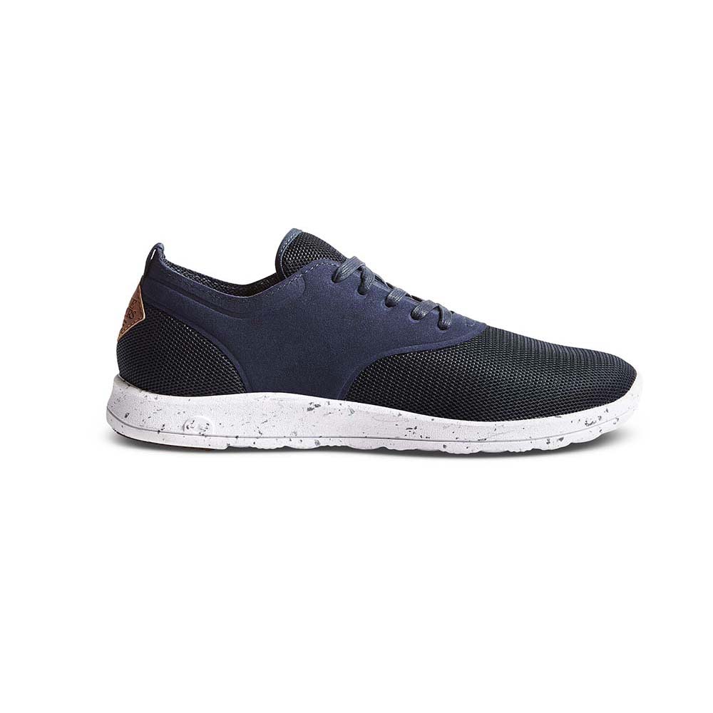 SKY_TRAINER_MESH_NVY_SIDE