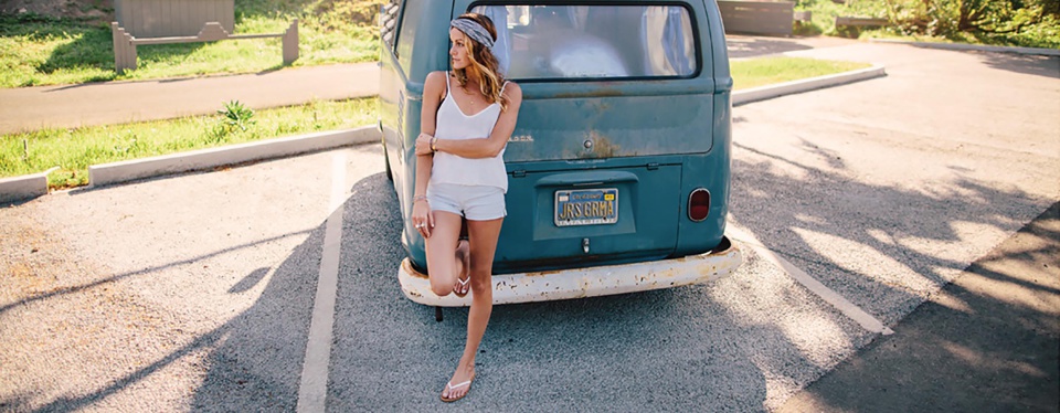 SP16_Slide_van_nikki